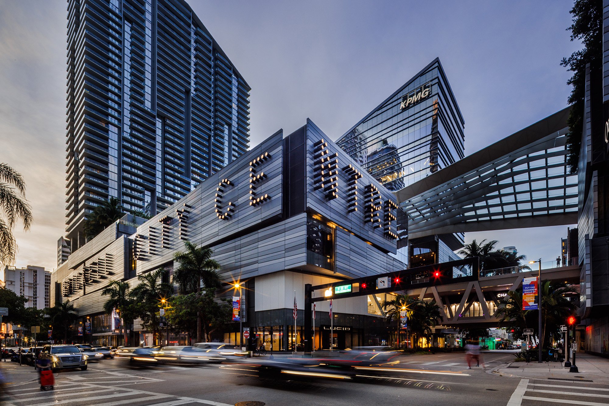 uber shuttle pick up location brickell miami city centre
